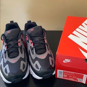 👟 Nike GS Air Max 200, 6.5Y (8 W)